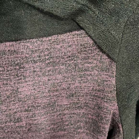 Wilfred Free Cut out front Long Sleeve Top In Black and Heathered Purple size L - Picture 7 of 9